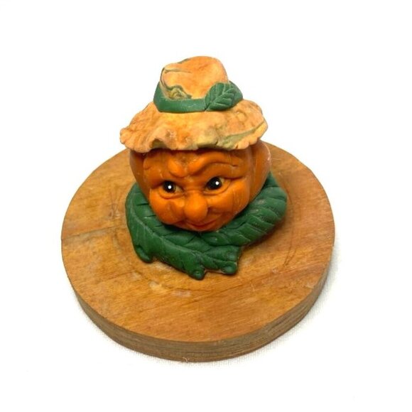 Vintage Poly Resin Pumpkin Figurine Jack-o-Lantern Wood Mount Hand Made Painted - Picture 1 of 6